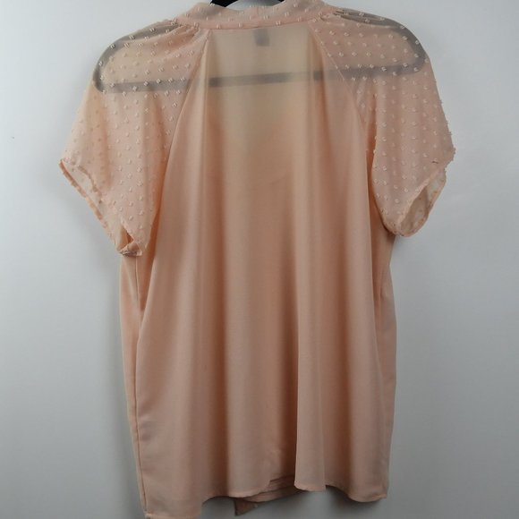 Forever 21 Pink Blouse in Large - Picture 4 of 6